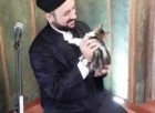İmam Mustafa Efe’nin kedi sevgisi kimsenin ‘görmediğini’ görmesi