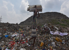 Yükselen ‘çöp dağı’ Delhi’nin Siluetini Değiştiriyor