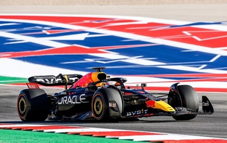 Şampiyon Verstappen ABD Grand Prix’sini kazanarak Red Bull takımlar şampiyonu oldu