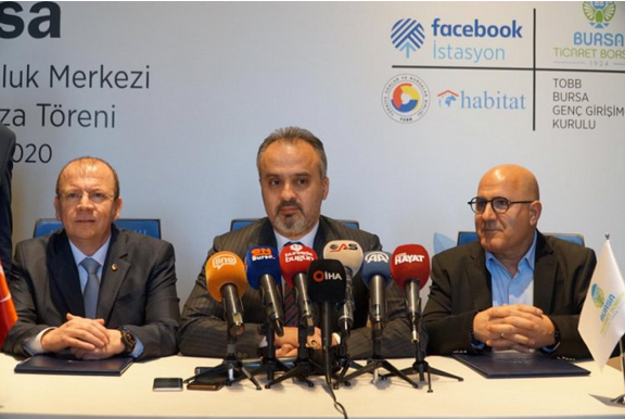 Facebook İstasyon’un Bursa’daki uydu merkezi için protokol imzalandı