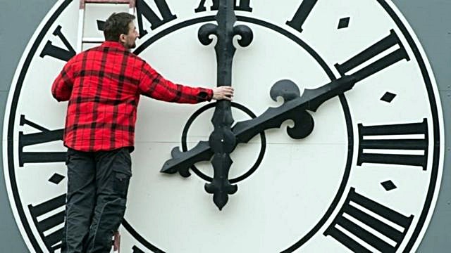 Kış saati uygulamasında Türkiye saatlerini geri almayacak