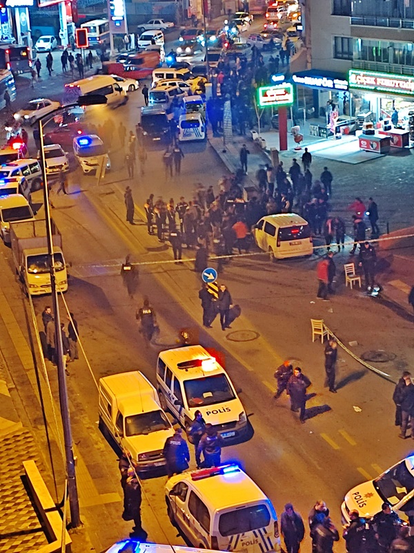 Son dakika; Ankara’da Türközü’nde Silahlı çatışma ölü ve yaralılar var !